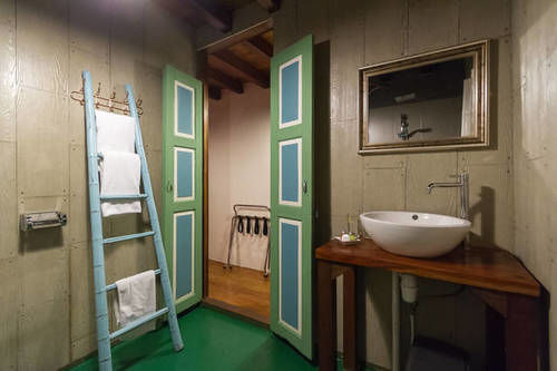 Lang Hoose 2*